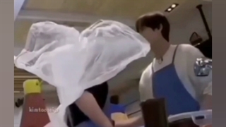 وقتی یه پلاستیک با روح و روانت بازی میکنه•_•