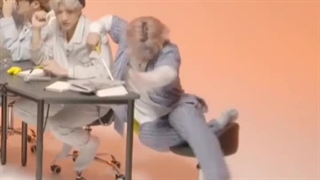 وقتی جین جین انقدر هوای راکی رو داره*-*♡☆ Astro