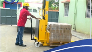 استاکر نیمه شارژی