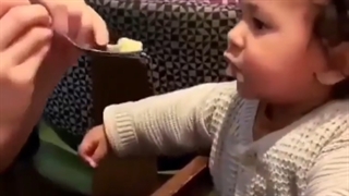 چهره من در شرایطی ک دادام منو اسکول می کنه