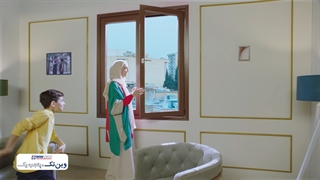 خانه ای گرم با پنجره بلوطی تیره وین تک