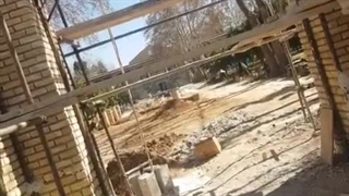 ساخت و ساز در باغ عفیف آباد ادامه دارد