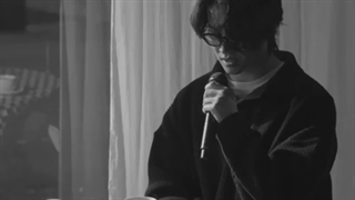 لایو کلیپ تایتل ترک 'Sunset With You' از .Def (جی بی)