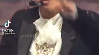 کسی هست که کوئین ها  و کینگ های کیپاپ نشناسه _ست با Ayor