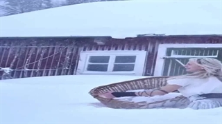 از سختی های لباس شستن در قطب!!!