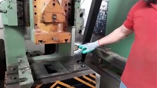 چه اتفاقی می افته که گاید پرس شکسته میشه ؟