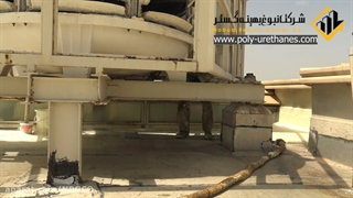 اجرای فوم پاششی پلی یورتان بر روی پشت بام