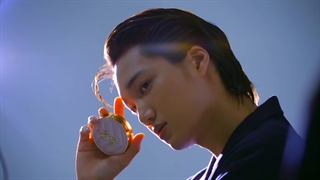 ویدیو پشت صحنه عکسبرداری کای برای برند YSL مجله Marie Claire با زیرنویس فارسی 