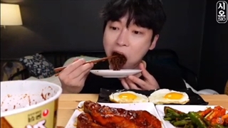 خوردنی جاجانگمیون