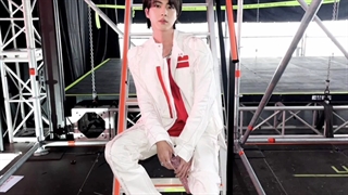 عکس های منتشر شده از صفحه شخصی اینستاگرام Kim Seokjin