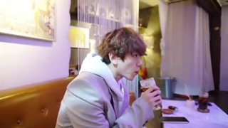 تماشای اولین وی‌لاگ بکهیون در تاریخ 16می سال 2019 با زیرنویس فارسی چسبیده