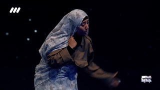 اجرای آرزو جعفری در عصر جدید و بازی در چند نقش