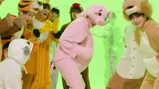 کیوت ترین اجرای ترژرGOING CRAZY