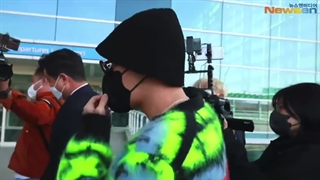 ویدیو منتشر شده از J-Hope در فرودگاه اینچئون به مقصد لاس وگاس