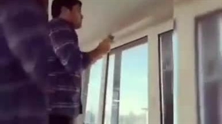 فیلم کامل مراحل زیرسازی و نصب کاغذ دیواری در شرکت ویستا افرند