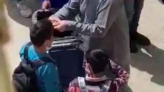 لطفا موی دانش آموزان را قیچی نکنید