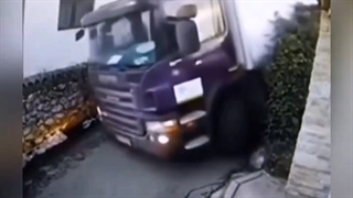 مگه راه قحط بود داداچ؟!