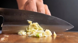 طرز تهیه نان و سیر رستورانی