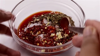 طرز تهیه دو مدل سس پیتزا مخصوص