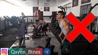 اموزش حرکت بدنسازی جلو بازو هالتر صاف