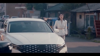 دانلود سریال Sell Your Haunted House 2021