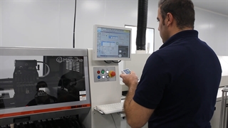 ویدئو مونتاژ برد smd با بهترین کیفیت در کوتاه ترین زمان (شرکت رویال صنعت سامانه)