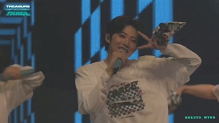 اجرای آهنگ My Treasure از ترژر در کنسرت TRACE