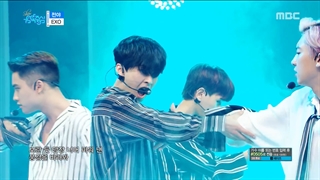 اجرای ترک The Eve از آلبوم The War از اکسو