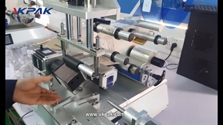 بسته بندی بطری مثلثی بطری نیمه اتوماتیک در اطراف دستگاه لیبلینگ