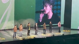 فن کم اجرای Play ground در کنسرت HOME COMING WITH IGOT7