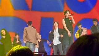 فن کم اجرای Girls Girls Girls در کنسرت HOME COMING WITH IGOT7