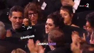 فیلم_ لحظه اهدای جایزه بهترین بازیگر زن جشنواره کن به زهرا امیرابراهیمی