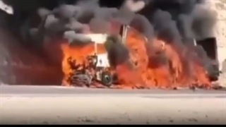 آتش سوزی و نابودی تریلی بخاطر نداشتن کپسول آتش نشانی