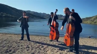 کاور ویالون, چلو و بیس آهنگ "بیدارم کن" / Wake Me Up - Avicii (violin/cello/bass cover) - Simply Three