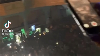 من برگشتم به اینجاااا بیاین کپشنو بخونین