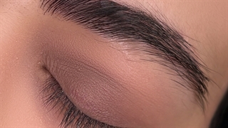 لیفت ابرو هاشوری در مرکز تخصصی سارا دماوندی در فرشته تهران