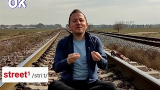 نکته خفن !! با street کدوم حرف اضافه استفاده میشه. on/in/at?