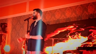 کنسرت «علی یاسینی» در تالار جهانگردی لارستان