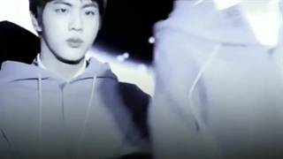 اسکیز/استری کیدز/لینو/کلیپ/کپشن بخونین