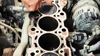 تعمیر و تعویض سرسیلندر خودروی جک s5