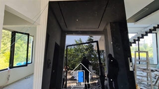 درب پیوت با ساختار ضد سرقت با روکش شیشه ای!