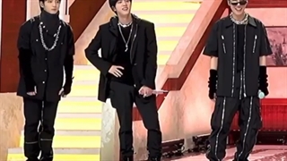 ریکشن اعضا به حرکت اخر اجرای نامجون ⭐