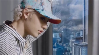 Stray Kids "MIROH" M/V