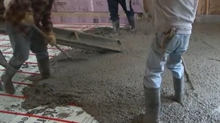 بتن ریزی داخل منزل