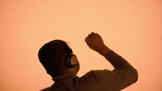 فرزند ایران |  نقاشی شنی پرتره‌ به مناسبت سالروز وفات عارف و استاد اخلاق، حاج اسماعیل دولابی