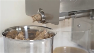 دستگاه روغن گیری نیمه صنعتی AG08