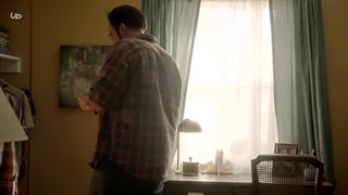 فیلم به آینه نگاه کن  با دوبله فارسی/Looking Glass 2018