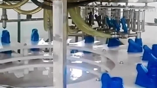 دستگاه پرکن ضدیخ ساخت ماشین سازی توان صنعت | ۰۹۱۵۲۰۰۰۰۵۰