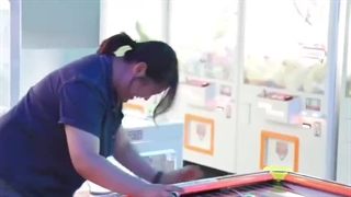 تهیونگ از آرمی عذرخواهی میکنه چون همش داره بهش صدمه میرسونه